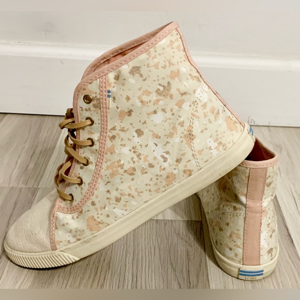 Tom‘s high top floral sneakers leather laces canvas ankle boots women’s 8 canvas